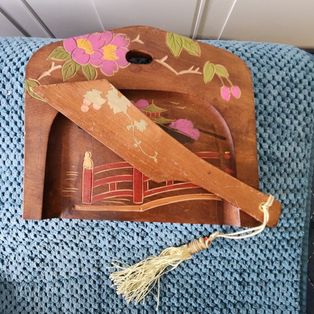 Vintage Wood Hand Carved and Painted Crumb Tray and Scraper 1930s-40s Japan